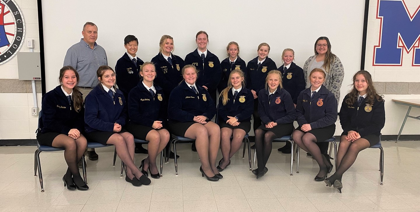 The FFA posing for a group picture at Convention